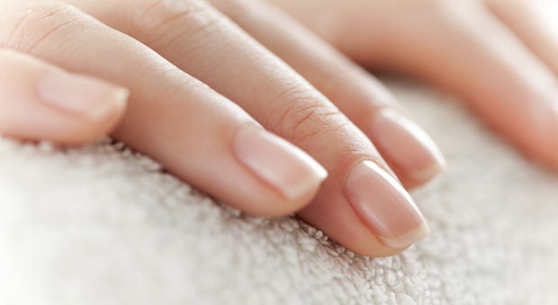 6 Tips for getting your nails grow strong and healthy